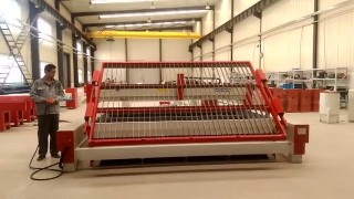 промышленная установка гидроабразивной резки с гидравлическим загрузчиком