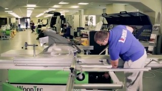 Форматно-раскроечный станок WoodTec 3200R. Обзор