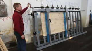 Универсальная пневматическая вайма для сборки рамных конструкций и склейки щитов ВП15-2400Б