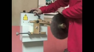 Станок для напайки твердосплавных пластин на зубья дисковых пил SEK