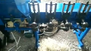 Станок для снятия фаски у палочек для еды