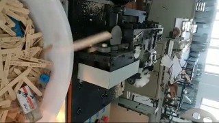 Станок для обработки краев у шпателя