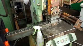 Валковое подающее устройство с сервоприводом