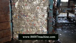 Упаковочная машина для макулатуры и пластиковых бутылок