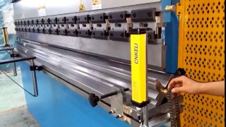 Гидравлический листогибочный пресс, кромкогиб tons Accurl MB7250х2500