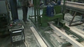 Дисковая пилорама "Ураган-2П"горизонтальная с ручной подачей с двигателями по 11 квт