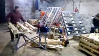 Линия сборки и обрезка углов поддонов (производим оборудование)
