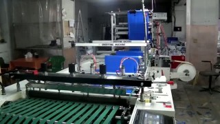 Машина для производства пакетов «РЕЙТЕР» ( ВЫРУБНАЯ, УКРЕПЛЕННАЯ ПОДПАЙКОЙ РУЧКА ) с нижней или верхней складкой, пакето