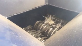 Измельчение отходов пластика, ПЭТ бутылок, тканного полипропилена и ОСБи. Промышленный шредер ШДП