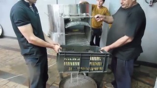 Машина для очистки картофеля, моркови, свеклы от кожуры серии МО