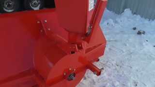 Шнекороторный снегоочиститель на минитрактор
