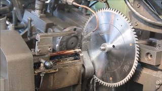 Заточка твердосплавной пилы по боковым граням.