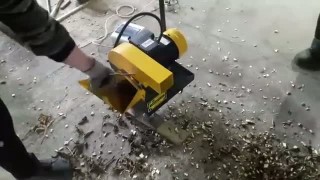 Садовый измельчитель Садовник 250(модификация на колесах)