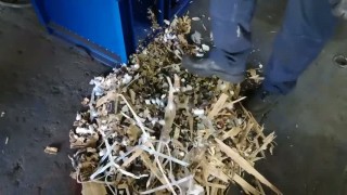 Универсальные промышленные шредеры для пластика, древесины, бумаги, стекла серии ШДП-мини