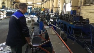 Профилегибочные линии ЛА-148 с полным комплектом оснастки для производства штукатурных профилей маячок и уголок