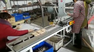 Автоматический станок для кассетирования ложек из шпона