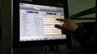 Процесс программирования профиля в стойку Delem DA-58