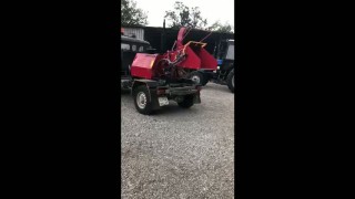 Мобильный измельчитель древесины, веток на УАЗ вместо прицепа