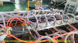 Экструзионная линия для производства вспененных дверных рам из ПВХ ДПК