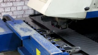 Высокопроизводительный станок Trumpf trumatic 2000R