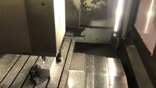 Фрезерный 3-х осевой центр DECKEL MAHO DMC 104 V Linear27