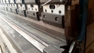 Листогиб 7000мм 600 тонн30