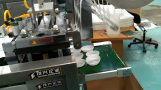 Термоформовочная машина MX-35064