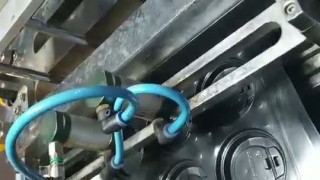 Термоформовочный станок, для пластиковых крышек