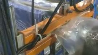 Фасовщик субстратныx блоков на 2 пресса.