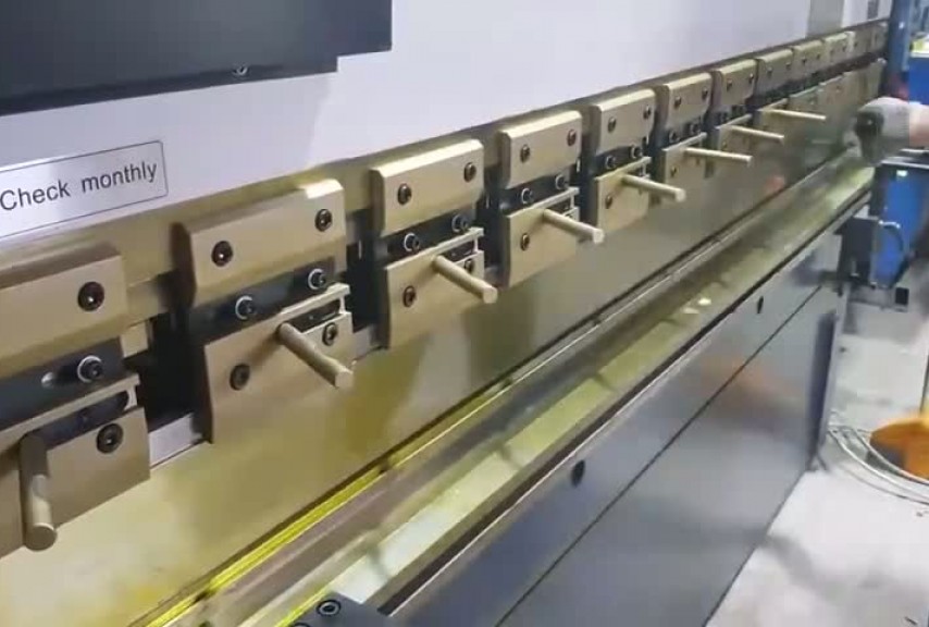 Пресс гидравлический гибочный HPB-K 100/4000