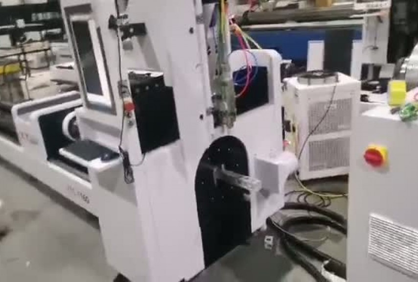 Оптоволоконный лазер для резки труб XTC-T160/1500 Raycus