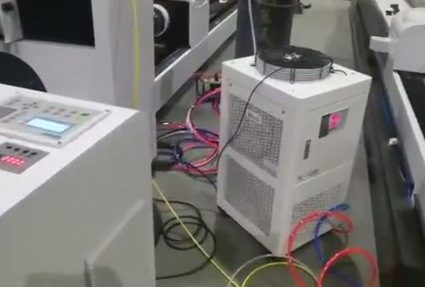 Оптоволоконный лазер для резки труб XTC-T160/1500 Raycus